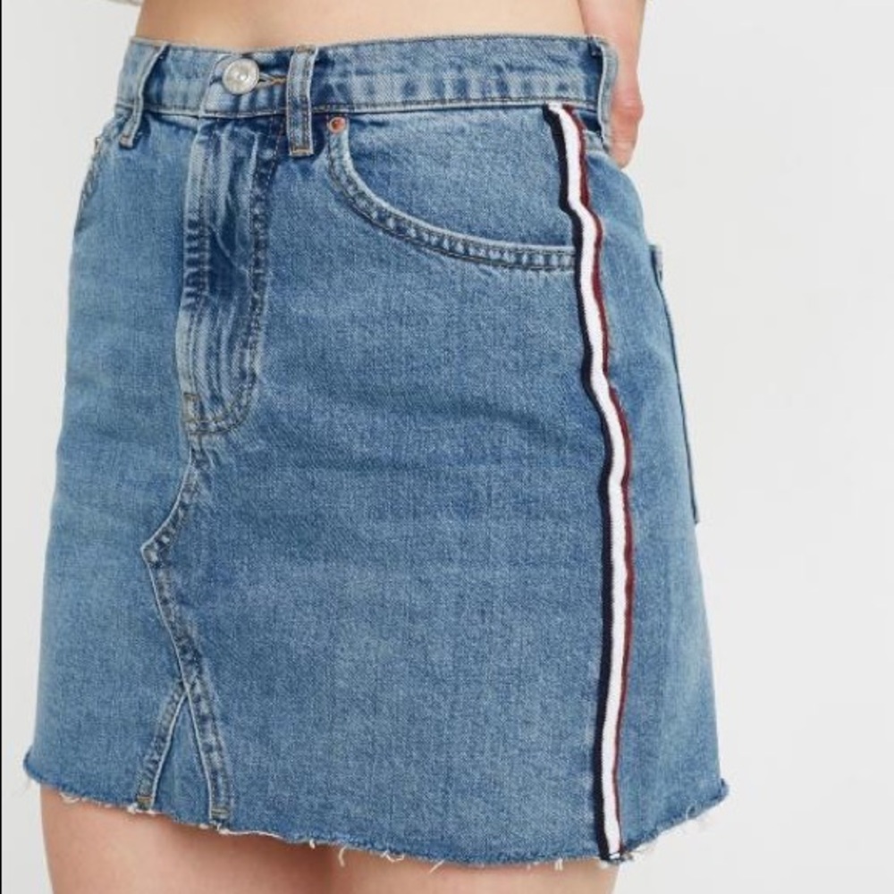 NWT Urban Outfitters BDG Notched Denim Side Stripe Mini Skirt M